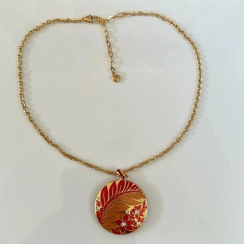 SOLD! Brighton crystals necklace - Picture 1 of 5